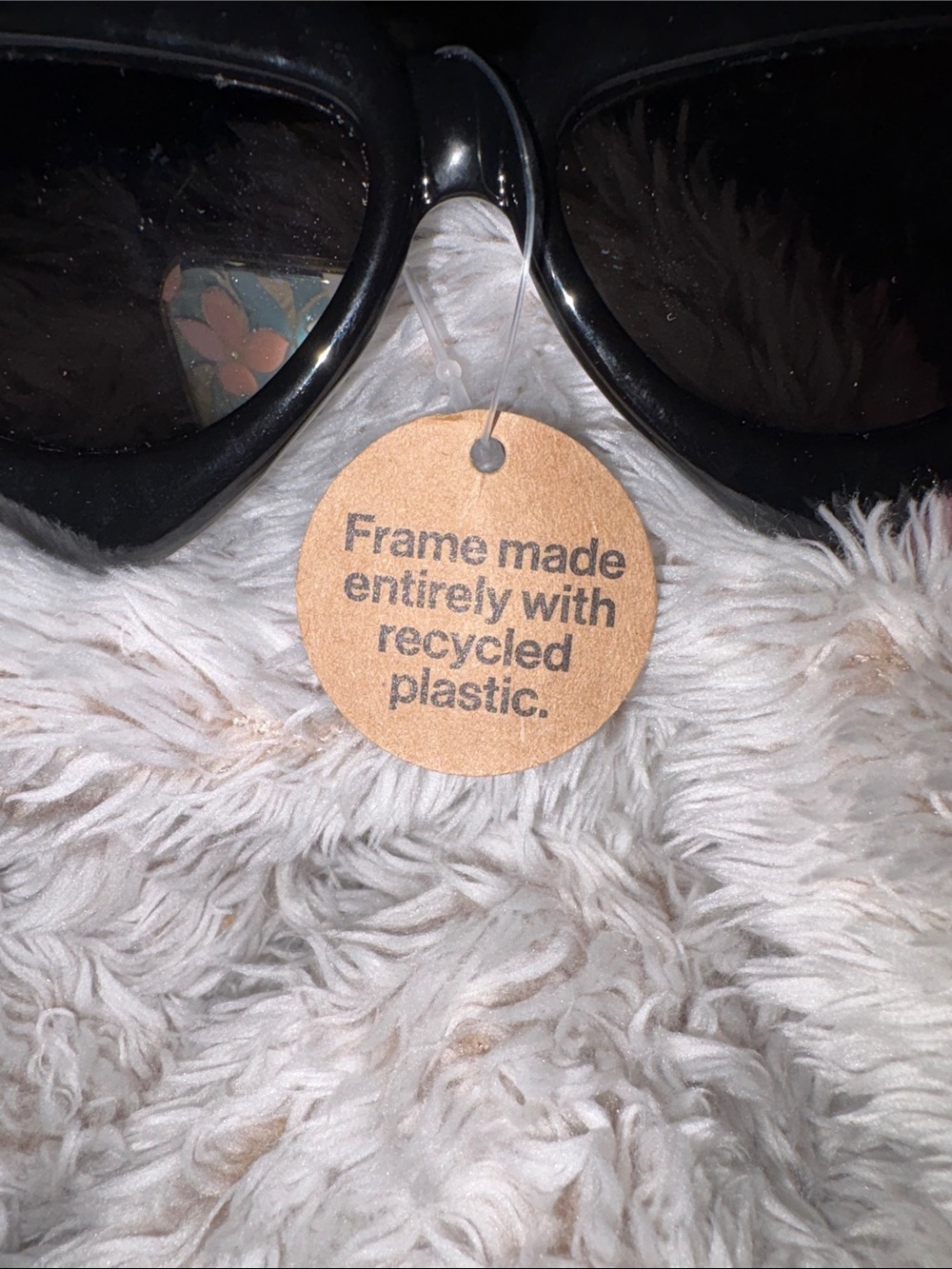 Betsey Johnson Heart Mirrored Sunglasses - Picture 2 of 4